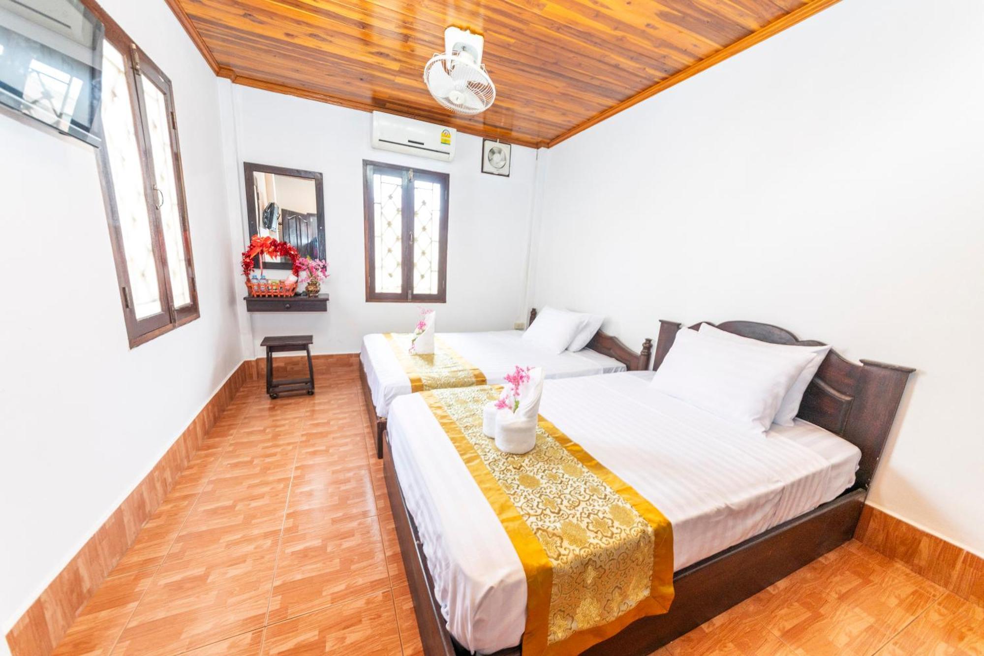 Nirasim Villa Luang Prabang Exterior photo
